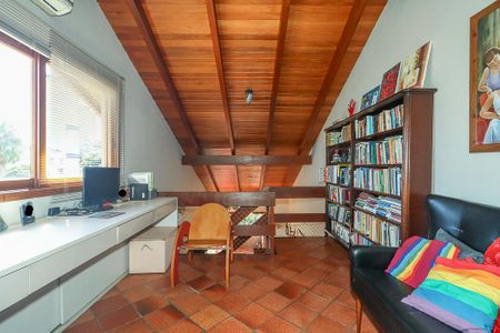 Apartamento à venda com 239m², 3 quartos e 2 vagasEscritório