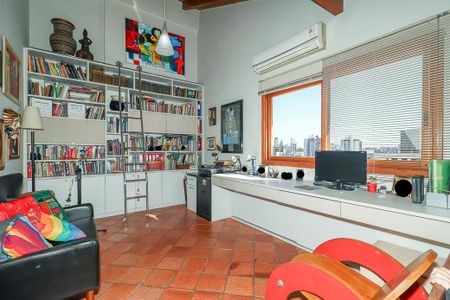 Apartamento à venda com 239m², 3 quartos e 2 vagasEscritório