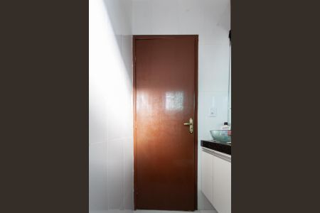 Apartamento à venda com 44m², 2 quartos e 1 vaga Apartamento à venda com 44m², 2 quartos e 1 vagaBanheiro Social