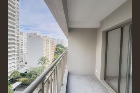 Studio à venda com 26m², 1 quarto e sem vaga Studio à venda com 26m², 1 quarto e sem vagaVaranda do Studio