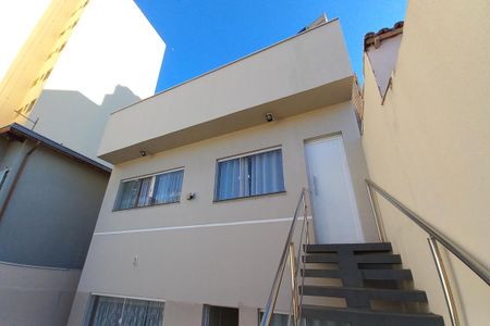 Casa para alugar com 88m², 2 quartos e 3 vagasFachada do Prédio