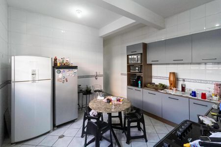 Casa à venda com 200m², 3 quartos e 2 vagasCozinha