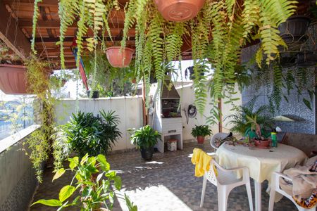 Casa para alugar com 117m², 3 quartos e 2 vagasVaranda da Suíte