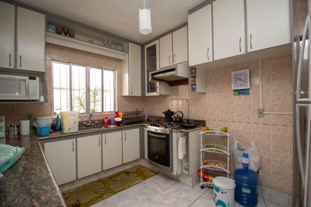 Casa para alugar com 117m², 3 quartos e 2 vagasCozinha