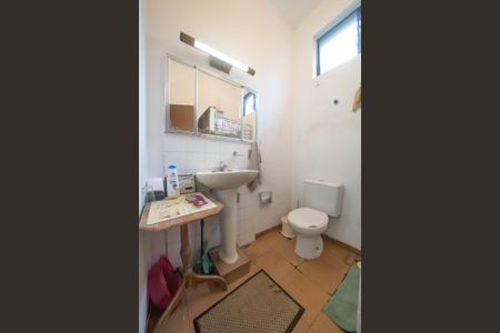 Casa à venda com 200m², 4 quartos e 2 vagasBanheiro Social