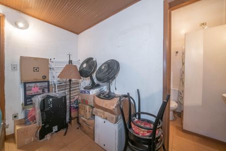 Casa à venda com 200m², 4 quartos e 2 vagasQuarto de Serviço