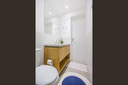 Apartamento à venda com 82m², 2 quartos e 2 vagas Apartamento à venda com 82m², 2 quartos e 2 vagasBanheiro da Suíte