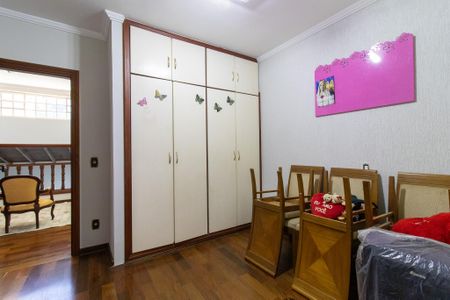 Casa à venda com 227m², 3 quartos e 5 vagasQuarto 1