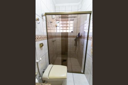 Casa à venda com 227m², 3 quartos e 5 vagasBanheiro de Serviço