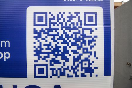 Casa à venda com 66m², 2 quartos e 2 vagas Casa à venda com 66m², 2 quartos e 2 vagasPlaca