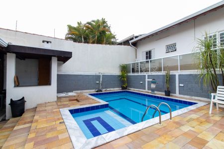 Casa à venda com 256m², 3 quartos e 4 vagas Casa à venda com 256m², 3 quartos e 4 vagasÁrea comum