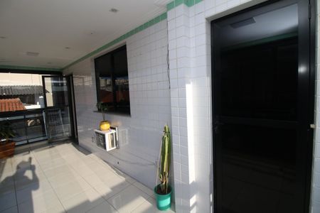 Apartamento à venda com 95m², 3 quartos e 1 vagaVaranda