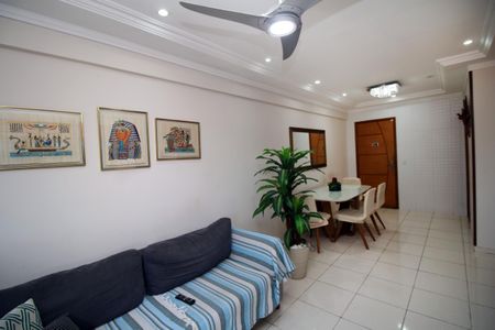 Apartamento à venda com 95m², 3 quartos e 1 vagaSala