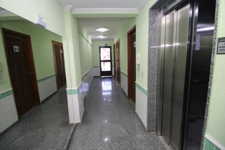 Apartamento à venda com 95m², 3 quartos e 1 vagaHall de entrada e Elevador