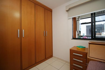 Apartamento à venda com 95m², 3 quartos e 1 vagaQuarto 2