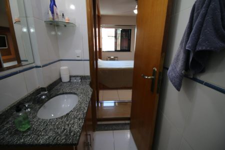 Apartamento à venda com 95m², 3 quartos e 1 vagaBanheiro da suíte