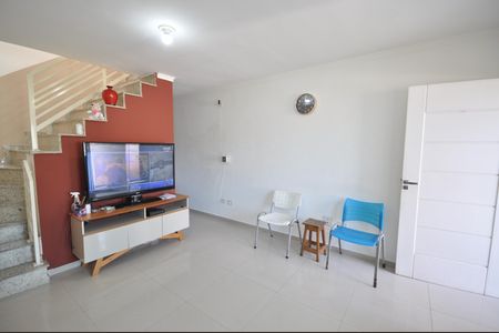 Casa à venda com 112m², 2 quartos e 3 vagasSala