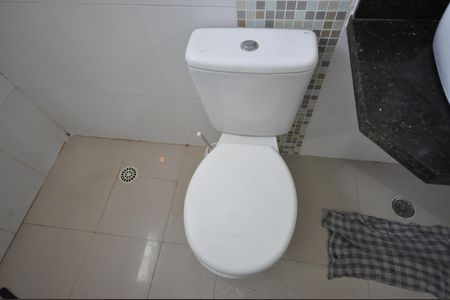 Casa à venda com 112m², 2 quartos e 3 vagasBanheiro da Suíte 1