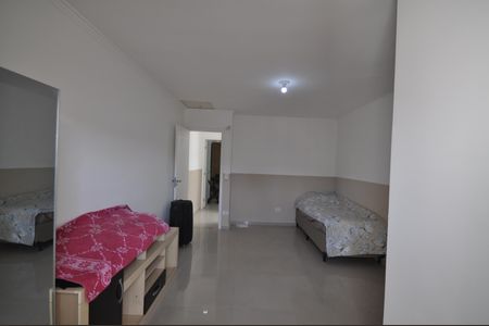 Casa à venda com 112m², 2 quartos e 3 vagasSuíte 2