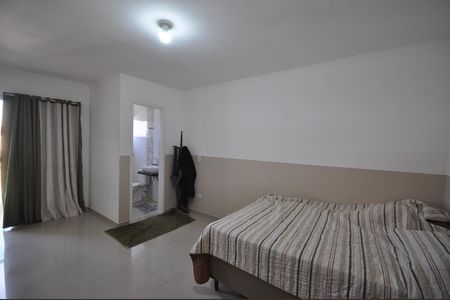 Casa à venda com 112m², 2 quartos e 3 vagasSuíte 1