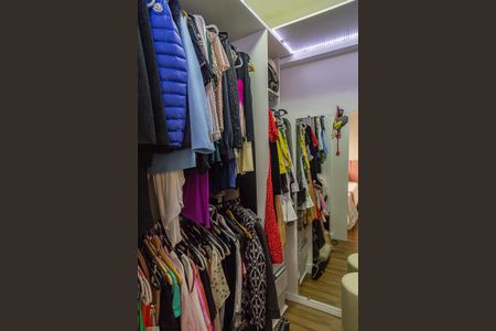 Apartamento à venda com 126m², 3 quartos e 3 vagasCloset da Suíte 3