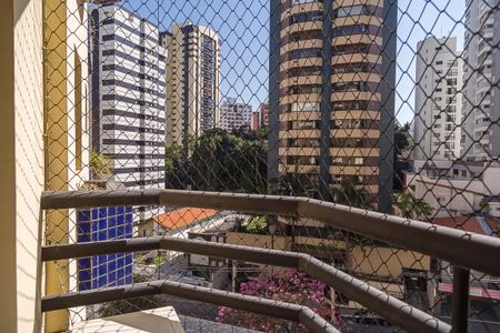 Apartamento à venda com 126m², 3 quartos e 3 vagasVaranda da Suíte 2
