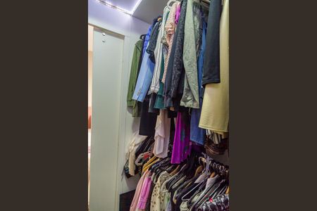 Apartamento à venda com 126m², 3 quartos e 3 vagasCloset da Suíte 3