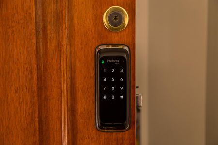 Apartamento à venda com 126m², 3 quartos e 3 vagasFechadura