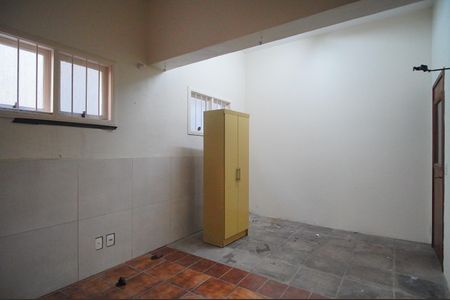 Casa para alugar com 445m², 5 quartos e 6 vagasQuarto de Serviço