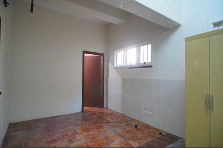 Casa para alugar com 445m², 5 quartos e 6 vagasQuarto de Serviço