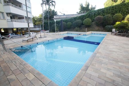 Apartamento à venda com 64m², 2 quartos e 1 vaga Apartamento à venda com 64m², 2 quartos e 1 vagaÁrea comum