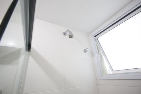 Apartamento à venda com 64m², 2 quartos e 1 vaga Apartamento à venda com 64m², 2 quartos e 1 vagaBanheiro Social