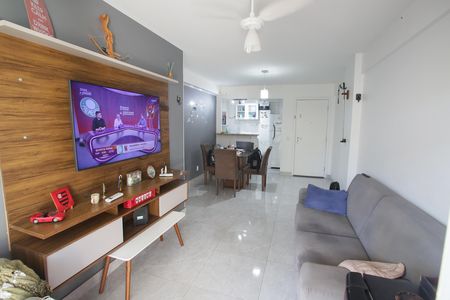 Apartamento à venda com 64m², 2 quartos e 1 vaga Apartamento à venda com 64m², 2 quartos e 1 vagaSala