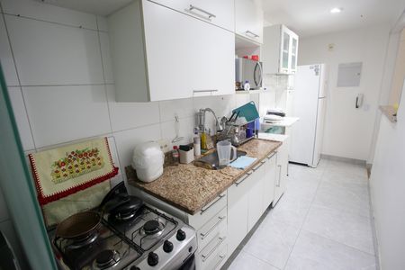 Apartamento à venda com 64m², 2 quartos e 1 vaga Apartamento à venda com 64m², 2 quartos e 1 vagaCozinha