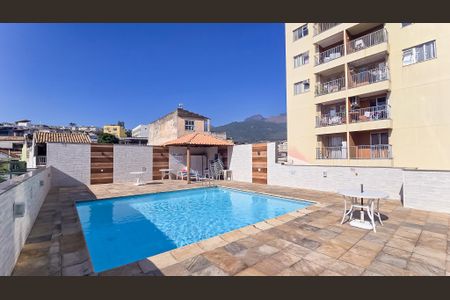 Apartamento à venda com 80m², 2 quartos e 1 vaga Apartamento à venda com 80m², 2 quartos e 1 vagaÁrea comum - Piscina