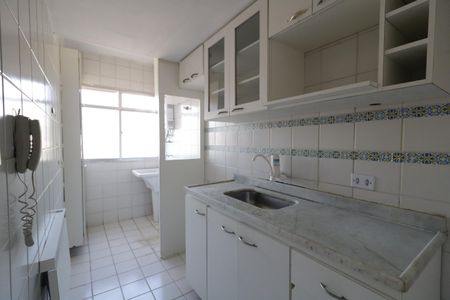 Apartamento à venda com 80m², 2 quartos e 1 vagaCozinha