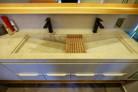 Apartamento à venda com 70m², 1 quarto e 1 vaga Apartamento à venda com 70m², 1 quarto e 1 vagaSuíte - Banheiro