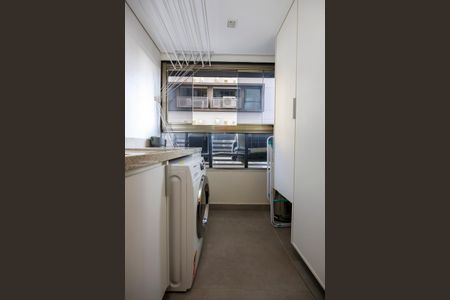 Apartamento à venda com 70m², 1 quarto e 1 vaga Apartamento à venda com 70m², 1 quarto e 1 vagaÁrea de Serviço