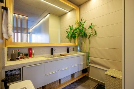 Apartamento à venda com 70m², 1 quarto e 1 vaga Apartamento à venda com 70m², 1 quarto e 1 vagaSuíte - Banheiro