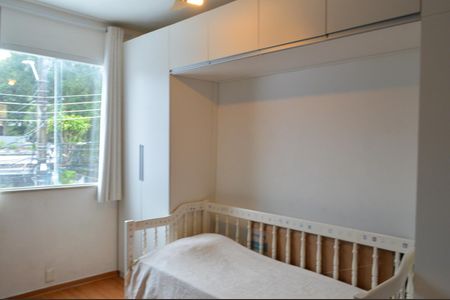 Casa de condomínio à venda com 240m², 3 quartos e 2 vagasQuarto 2