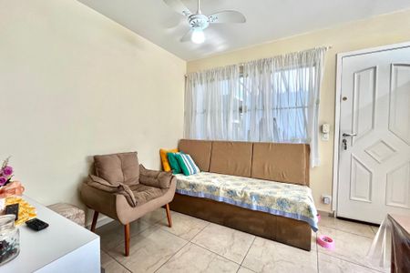 Casa à venda com 120m², 2 quartos e 1 vagaSala