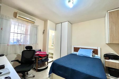 Casa à venda com 120m², 2 quartos e 1 vagaSala