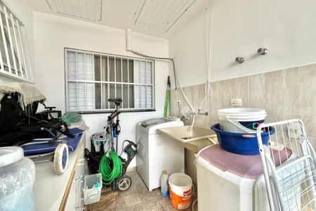 Casa à venda com 120m², 2 quartos e 1 vagaÁrea de Serviço