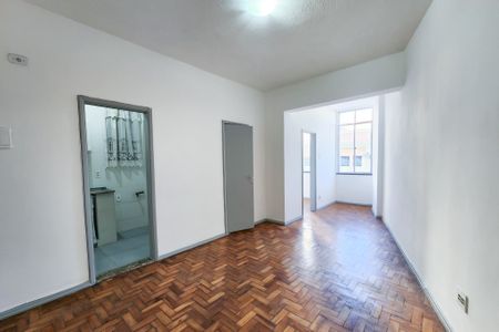 Apartamento para alugar com 39m², 1 quarto e sem vaga Apartamento para alugar com 39m², 1 quarto e sem vagaSala