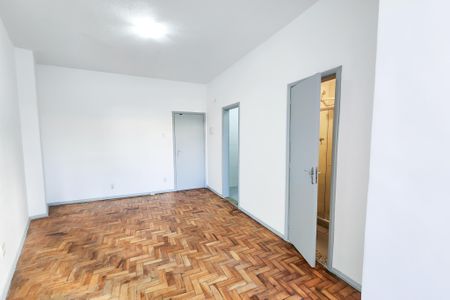 Apartamento para alugar com 39m², 1 quarto e sem vaga Apartamento para alugar com 39m², 1 quarto e sem vagaSala