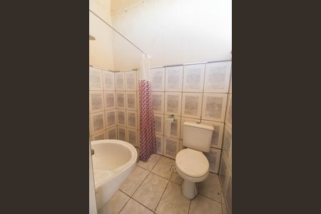 Casa para alugar com 73m², 2 quartos e 2 vagas Casa para alugar com 73m², 2 quartos e 2 vagasBanheiro da Área Gourmet