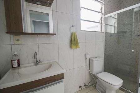 Casa para alugar com 73m², 2 quartos e 2 vagas Casa para alugar com 73m², 2 quartos e 2 vagasBanheiro
