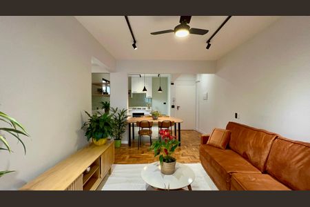Sala de apartamento à venda com 2 quartos, 86m² em Pinheiros, São Paulo