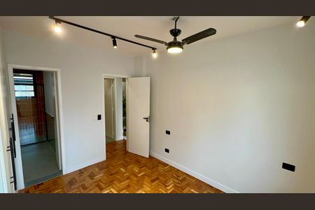 Apartamento à venda com 86m², 2 quartos e sem vagaSuite
