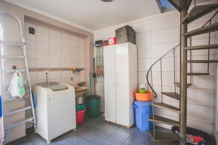 Casa à venda com 130m², 2 quartos e 2 vagas Casa à venda com 130m², 2 quartos e 2 vagasÁrea de Serviço